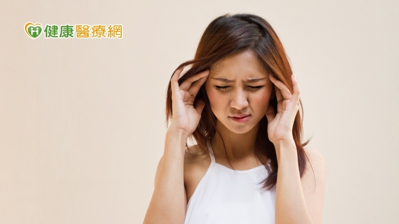 熱到懷疑人生！　猛開冷氣當心吹出「冷氣病」