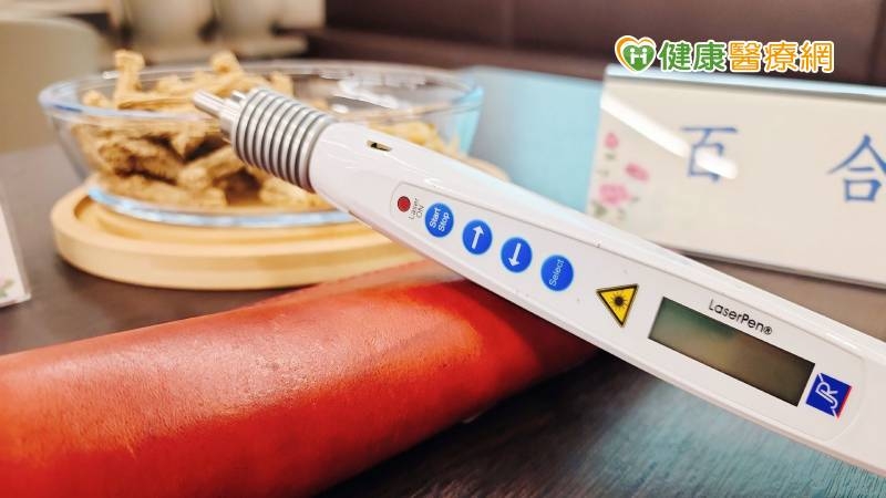 確診後反覆慢性咳嗽　中藥調理搭配「1針灸」治咳、緩解症狀