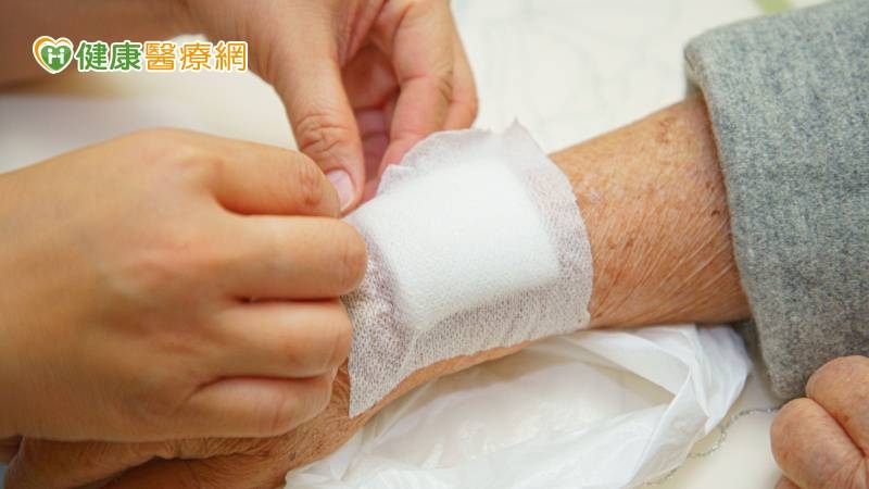 「傷口愈乾愈好」錯了！　傷口「保持1狀態」事半功倍好更快