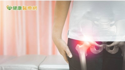 騎車遇窟窿就骨折！台灣髖骨骨折率為全亞洲第一　醫授預防守則