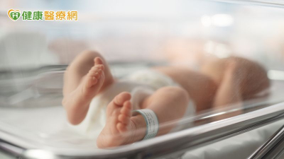 企業贈高醫新生兒保溫箱　盼再提升早產兒存活率！
