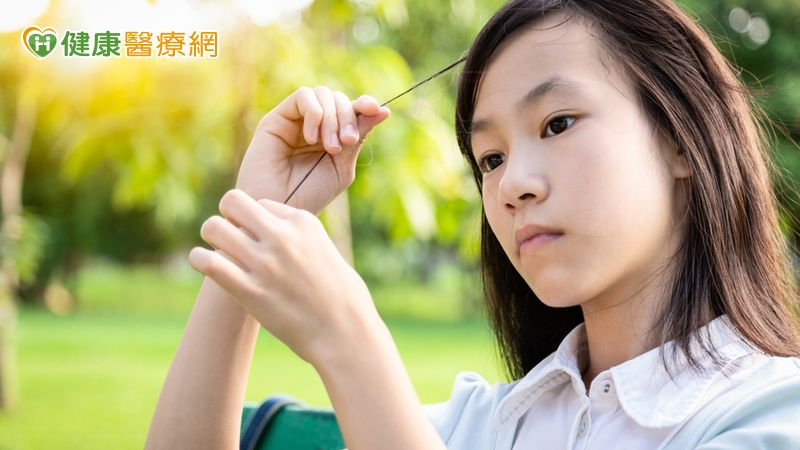 8歲女童頭皮化膿又落髮竟是染「頭癬」！ 醫揭可能致病因