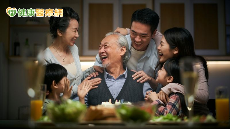 中秋團聚流感風險升高！　醫：長者接種免疫加強型疫苗以防重症