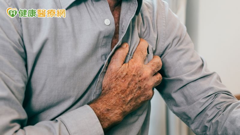 以為胸悶喘，竟是「血管阻塞70%」！　「1新機轉藥物」緩解心絞痛症狀