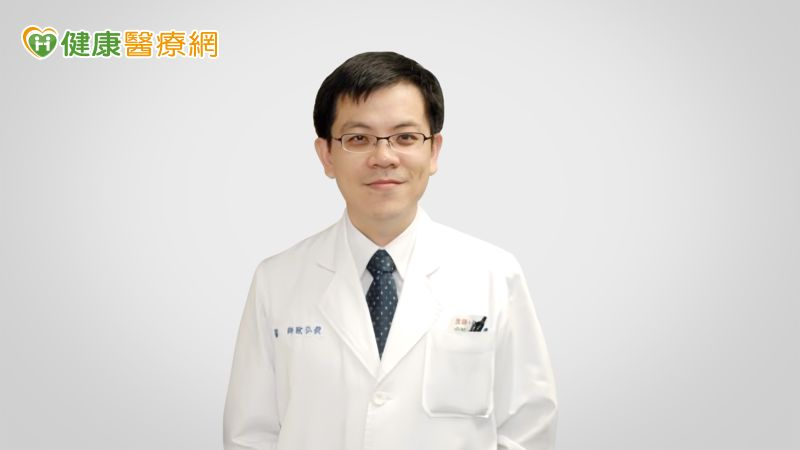 中華民國糖尿病衛教學會理事長歐弘毅醫師提醒，糖友除了注意血糖控制，也要小心流感、新冠肺炎、肺炎鏈球菌、帶狀疱疹等「4大感染性疾病」。