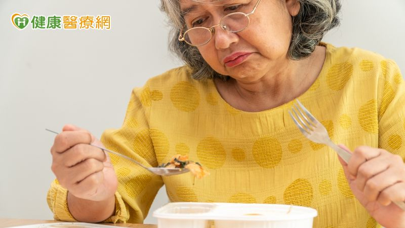 微創胃腸道吻合術，內視鏡超音波導引不需開刀。