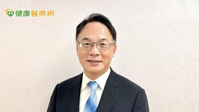 過去臨床曾有需使用黃體素安胎的孕婦，容易有頭暈、噁心甚至嘔吐等現象，導致孕婦只要 一活動就想吐，嚴重影響日常，後來改採新型口服黃體素，終於大幅改善此症狀，恢復自身的生活品質。