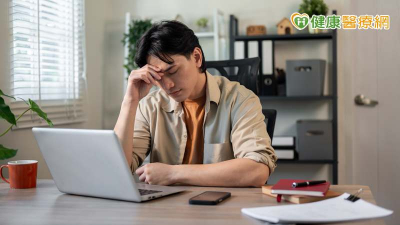 壓力大到失眠還會忘東忘西？醫授「紓壓3招」　快用1呼吸法幫助放鬆！