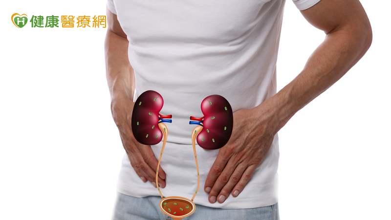進入春天也代表過敏季節的來臨，許多人開始出現鼻炎、氣喘等呼吸道過敏症狀，泌尿科診所高銘鴻醫師指出，泌尿道也會因過敏反應而引起發炎、頻尿或尿急等問題。