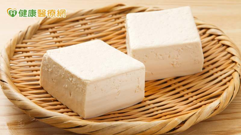 豆漿、豆腐吃出子宮內膜癌？婦產醫揭答案！對2類女性還有「這些益處」