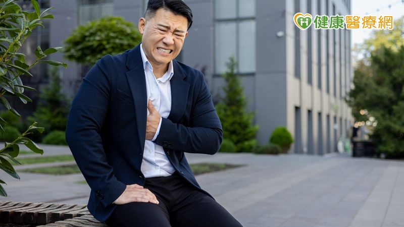 大多數病人診斷高血壓是藉由診間血壓計，或是使用居家血壓計測量，但亞洲族群中約有10~20%病人具有「隱性高血壓」。
