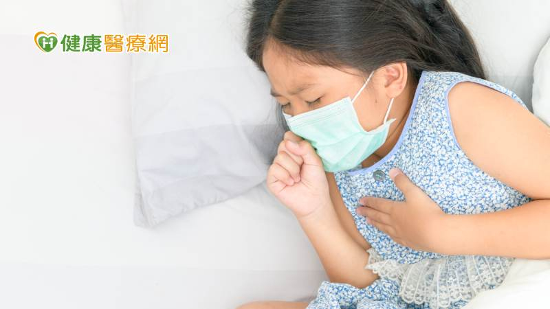 國內百日咳疫情自去年開始就陸續有病例持續發生，今年國內已經有11例百日咳病例（包含4起家庭群聚事件），為近6年同期最高。
