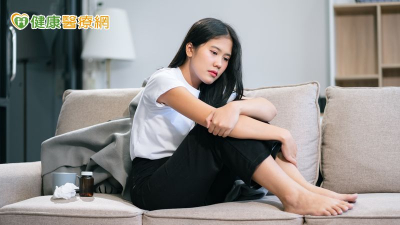 莫名覺得心情低落？食藥署：「3類藥」可能影響情緒　1情況應與醫師反映