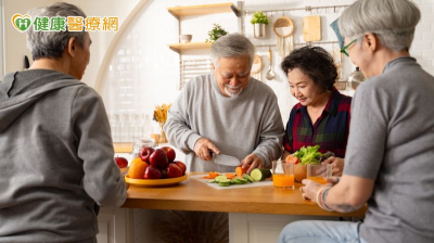 牙口不好也能吃得香！　北市推烹飪課教長者自己煮、自己選