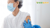 「新冠」疫情還沒完！　醫籲：逾65歲等高風險者應儘早接種疫苗
