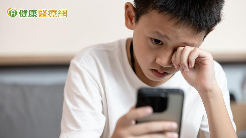 兒少深陷短影音怎麼辦？家長溝通有「3撇步」　不用兇也能讓孩子放下手機