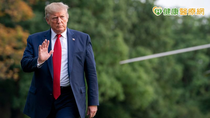 川普腿腫被診斷「慢性靜脈功能不全」!醫:70歲以上、肥胖族群常見