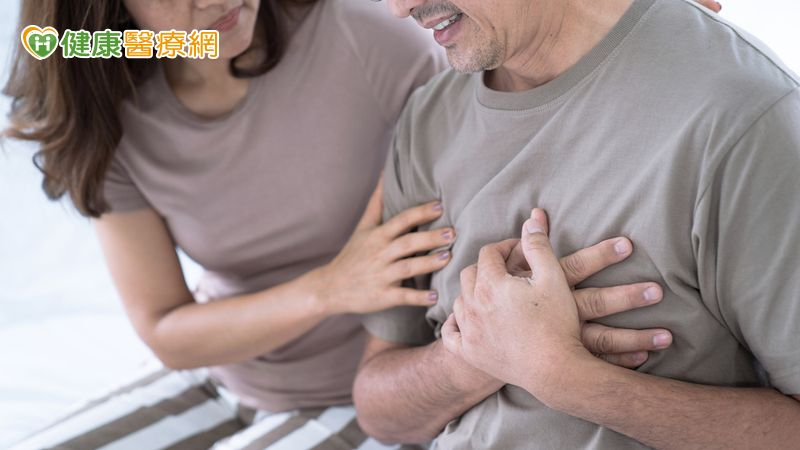 因心肌堆積澱粉樣蛋白，影響泵血功能，若未及早診斷與治療，恐導致心臟功能惡化。