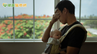 爸爸的憂鬱別忽視！　研究：恐讓孩子更焦躁、反抗