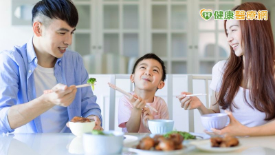 暑假過半！近2成北市學童過重　專家教「4原則」守住健康體位