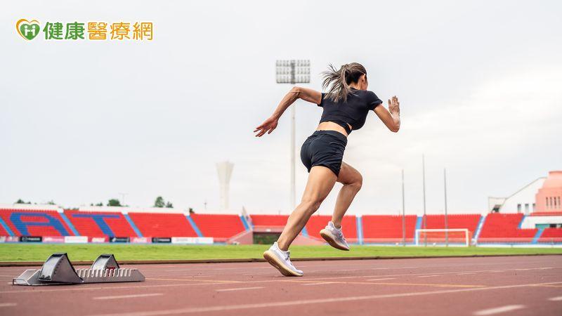 胸部會影響女性運動表現？「這部位」比男性更容易受傷？專家來分析！