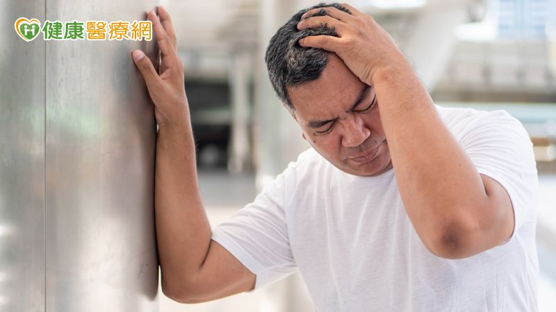 臨床研究顯示，rTMS可調節大腦皮質的活動，結合復健訓練可有效促進中風後的功能恢復。