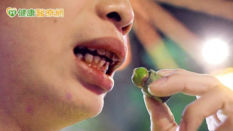 拒絕檳榔與定期檢查，是遠離癌症的最實際做法。