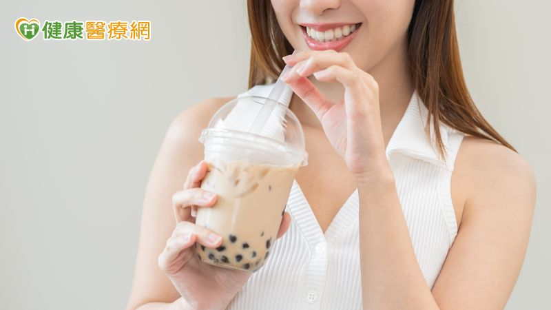 外送飲料「不要去冰」！營養師示警：恐食物中毒　2類飲品更易變質