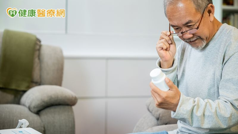 預防與延緩失能，不僅依靠復健與營養，正確用藥同樣關鍵。