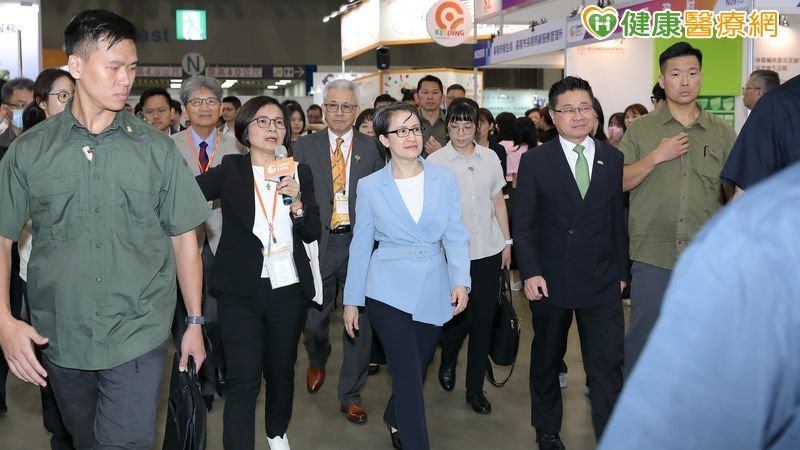 副總統蕭美琴、衛福部政務次長呂建德及多位政府官員到場力挺。（圖／侒可傳媒）
