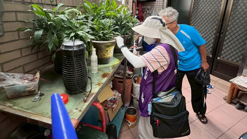 今年針對社區積水容器孳生病媒蚊共計開單29件。圖：桃市府提供