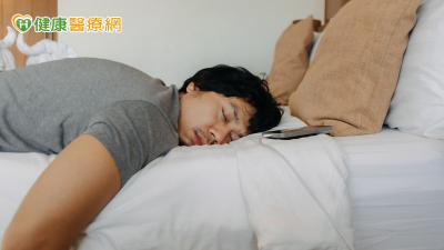 褪黑激素作用被低估!不只失眠才用 藥師:還能抗氧化增強免疫力