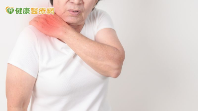 上班族要看！呼吸也會影響肩頸痠痛！「橫膈膜呼吸」穩定肩胛骨