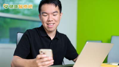 大腦「切換成本」超高!專家:「三層次調節法」重建專注 擺脫訊息轟炸