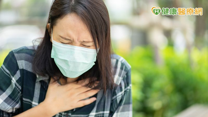 易喘、易累揪出42公分極罕見血管肌瘤，醫療團隊不放棄助患者走出鬼門關。
