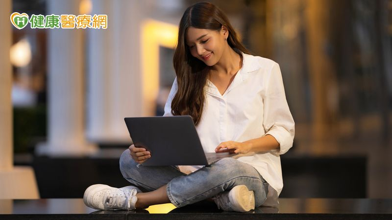 本文摘自：《夜晚很長，你依然是自己的光》，高寶書版