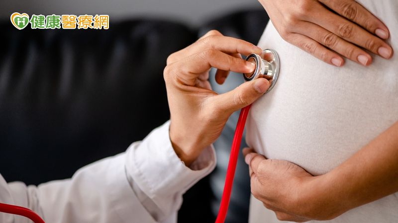 藉醫療專業的協助評估，有效整合產前、產後、術前、術後的醫療資源，讓孕婦及新生兒都受到最完善的照護。