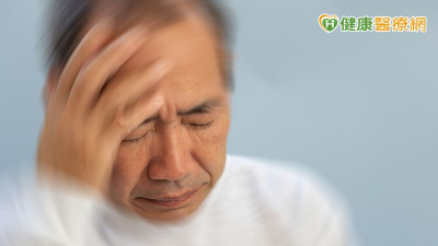 沒有臉歪手麻！走路不穩竟是腦幹中風　醫示警：BEFAST要記牢