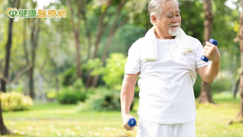 適度運動能維持肌肉量與體力，減少疲勞、促進腸胃蠕動，也有助穩定情緒與減輕焦慮。