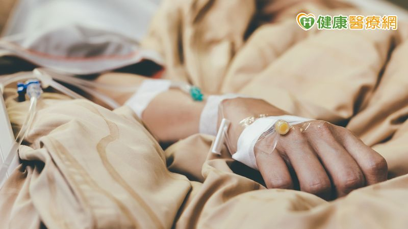 七次手術慢慢重建，看到患者重拾生命光彩，是最深刻的醫療價值。