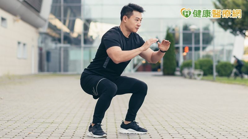 營養師也會教導病人在熱量減少的同時維持足夠的蛋白質攝取，避免肌肉流失與減重停滯，讓身體更健康地瘦下來。