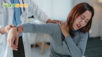 她3個月肩痛未癒　AI分析後震波治療3週大幅改善