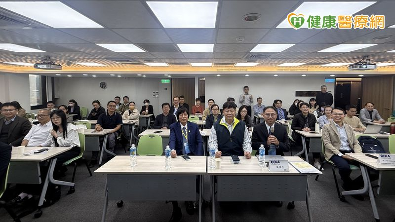 在全球供應鏈加速邁向淨零排放與智慧化的同時，台灣物流與商業服務業正面臨轉型升級的重要挑戰。