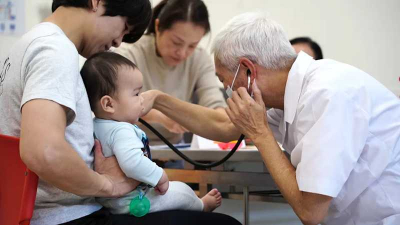 全國首創！桃園幼兒專責醫師進托嬰中心服務　醫師、父母、老師金三角築早療長城