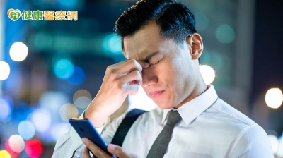 頭痛到性情改變應當心！醫：恐是顱底腫瘤警訊