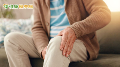 早上關節僵硬超「這時數」要警惕！類風濕性關節炎與一般發炎如何區分？