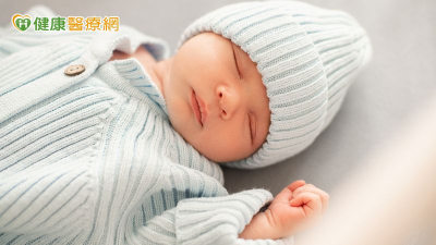 嬰兒猝死症冬季攀升！醫揭「嬰兒安全睡眠守則」