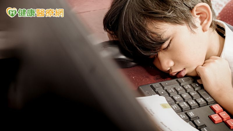 兒童體重較輕、代謝效率較慢，與成人相比，相同劑量咖啡因在孩童體內濃度更高、作用時間更長，影響也可能更明顯。