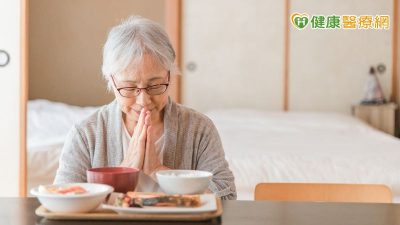 長輩吞嚥障礙恐致命　落實「三好一巧」與8020運動守護老康健