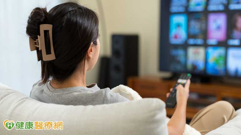 許多民眾在YouTube守著古裝劇《后宮甄嬛傳》直播馬拉松，此現象也成為特定期間的全民活動。